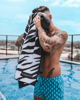 Monochrome Palm Tree - Sand-Free Beach Towel